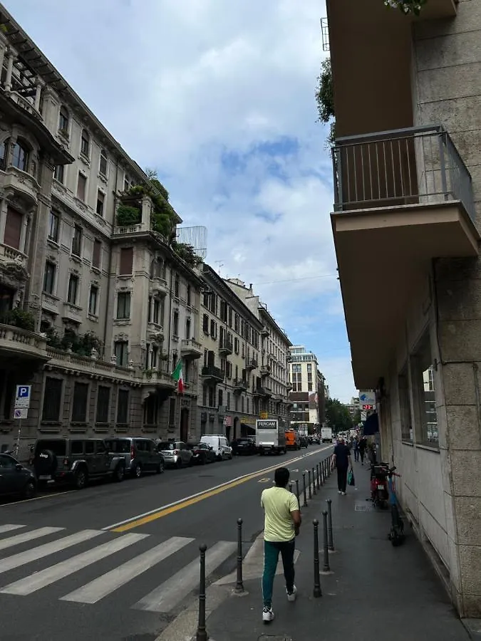 Moscova Luxury Bruno Apartment Milan Italy